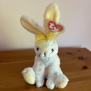 Ty Beanie Baby named "Carrots" the Bunny